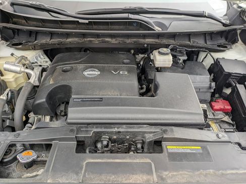 Used 2020 Nissan Murano Platinum w/ Cargo Package FWD image 9