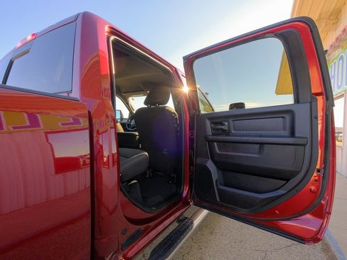 Used 2024 RAM 3500 Tradesman image 17