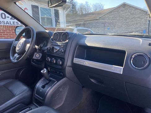 Used 2015 Jeep Compass Sport w/ Power Value Group image 17