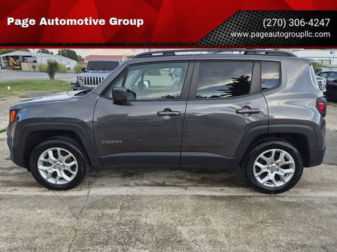 Used 2017 Jeep Renegade Latitude w/ Cold Weather Group AWD/4WD image 1