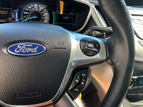 Used 2013 Ford C-MAX SE FWD image 12