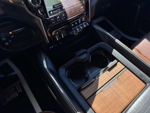 Used 2019 RAM 2500 Limited image 37