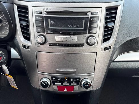 Used 2012 Subaru Outback 2.5i Premium w/ All-Weather Pkg image 22