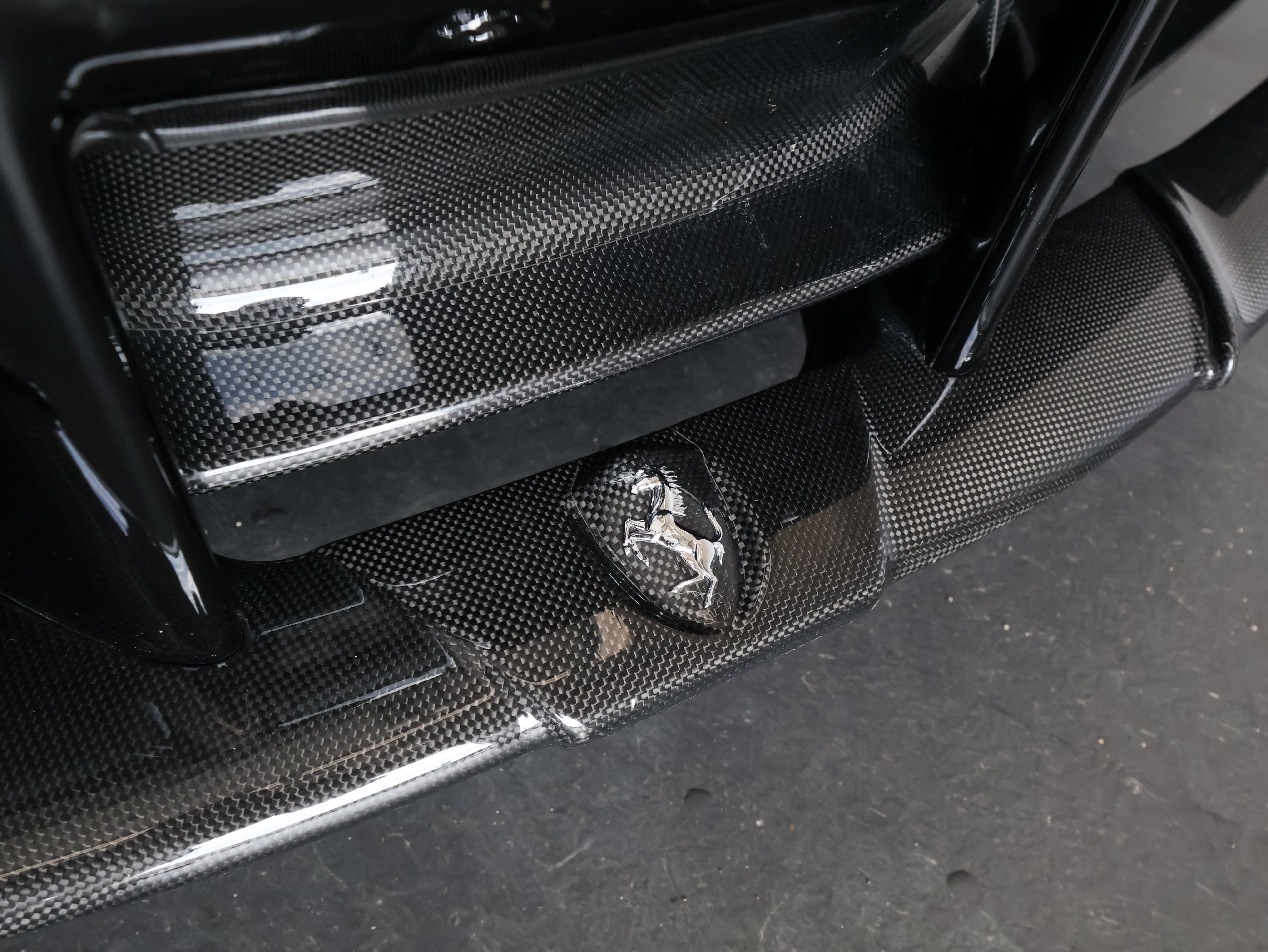 Used 2016 Ferrari 488 GTB RWD image 40