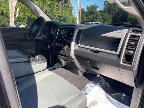Used 2016 RAM 1500 Express w/ Black Ram 1500 Express Group AWD/4WD image 12