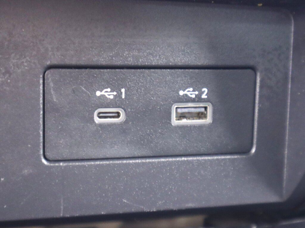 Used 2022 Nissan Titan PRO-4X w/ Pro-4x Convenience Package AWD/4WD image 31