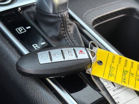 Certified 2024 Nissan Sentra SV image 40