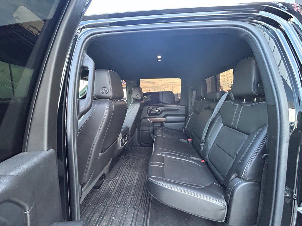 Used 2020 Chevrolet Silverado 2500 High Country w/ Technology Package AWD/4WD image 8
