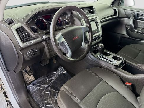 Used 2016 GMC Acadia SLE image 22