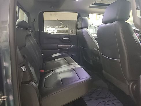 Used 2019 Chevrolet Silverado 1500 LT Trail Boss image 9