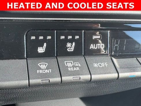 Certified 2025 Toyota Crown Signia Limited w/ Advanced Technology Package image 15