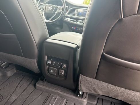 Used 2023 Buick Enclave Avenir w/ Avenir Technology Package AWD/4WD image 15