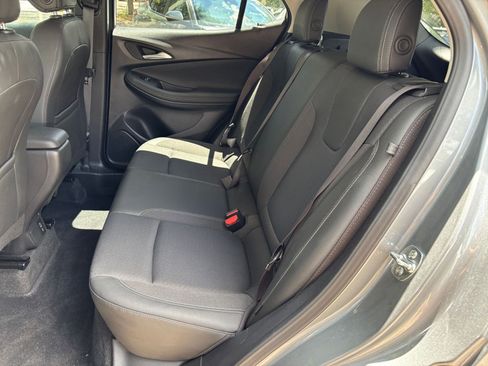 Used 2025 Buick Encore GX Preferred FWD image 36