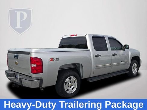 Used 2010 Chevrolet Silverado 1500 LT w/ Interior Plus Package RWD image 7
