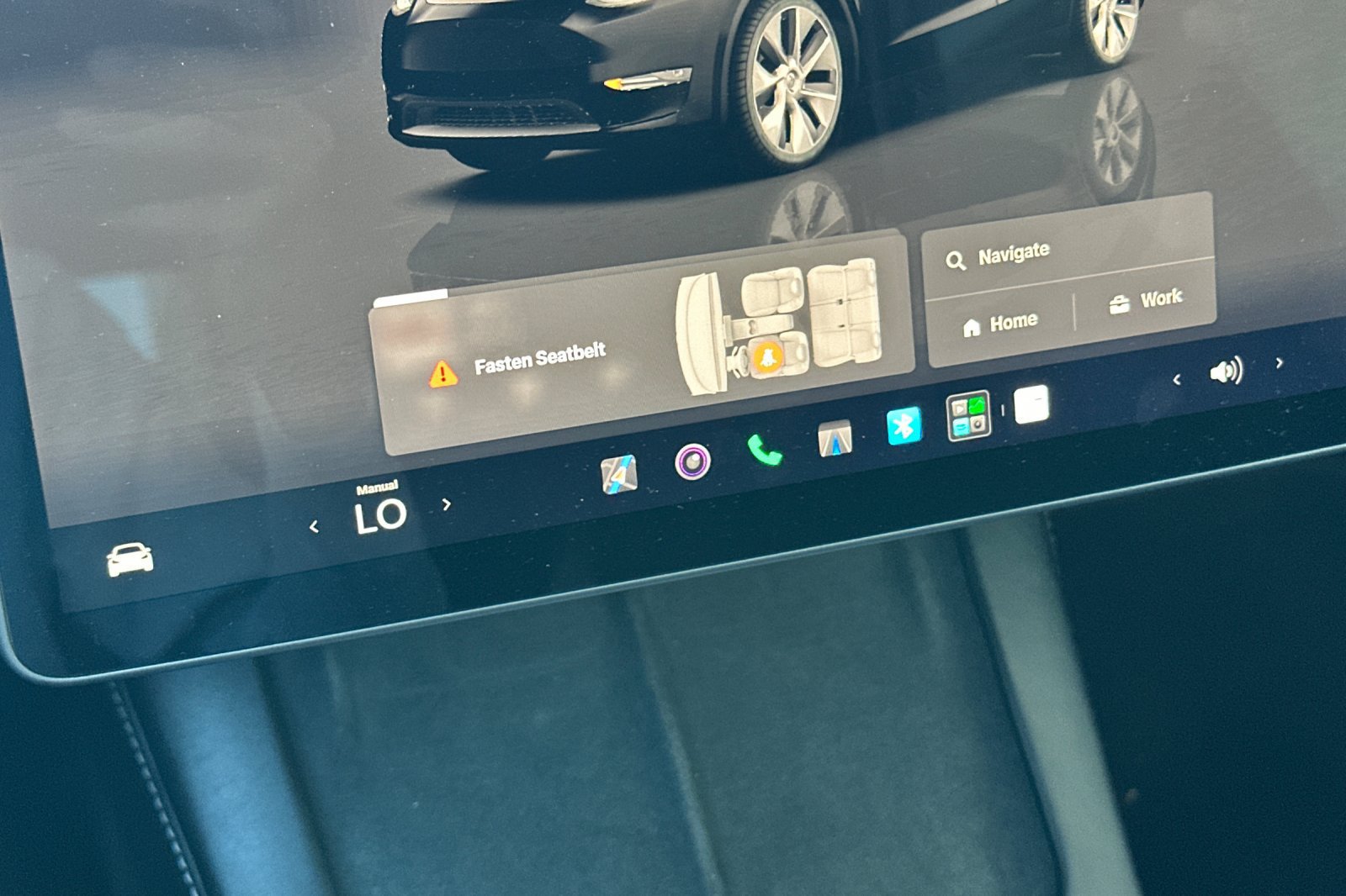 Used 2024 Tesla Model Y Long Range AWD/4WD image 21