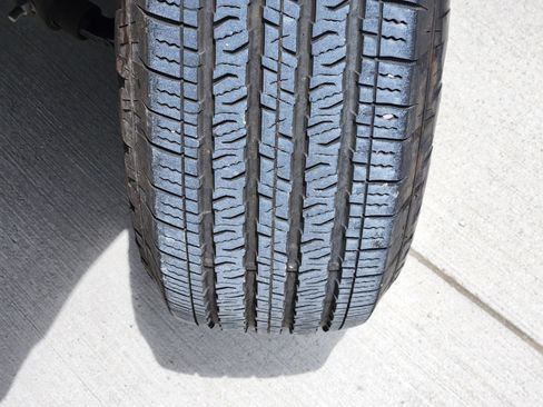 Used 2024 Jeep Wrangler Unlimited Sport AWD/4WD image 12