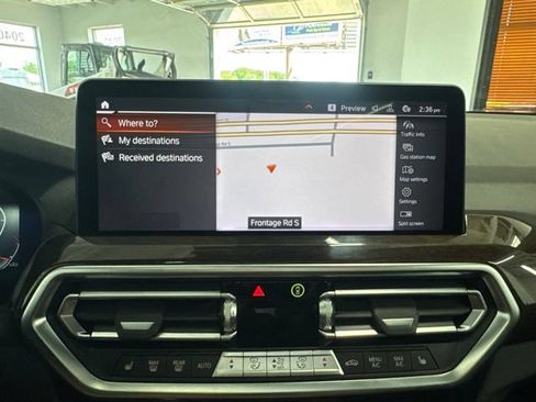 Used 2024 BMW X3 xDrive30i AWD/4WD image 3