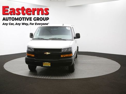 Used 2021 Chevrolet Express 2500 w/ Driver Convenience Package RWD image 50