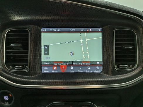 Used 2018 Dodge Charger GT image 5