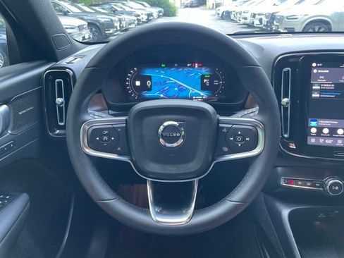 Certified 2023 Volvo XC40 Recharge Ultimate AWD/4WD image 19