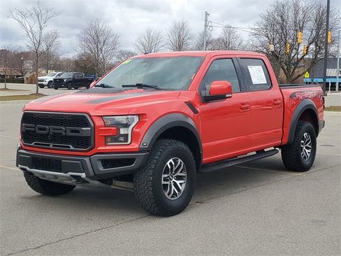 Used 2018 Ford F150 Raptor w/ Equipment Group 802A Luxury image 3