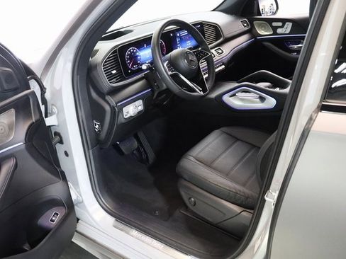 Used 2024 Mercedes-Benz GLE 450 4MATIC w/ AMG Line Exterior image 21