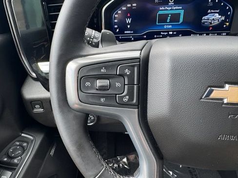 Used 2023 Chevrolet Silverado 1500 LTZ AWD/4WD image 29