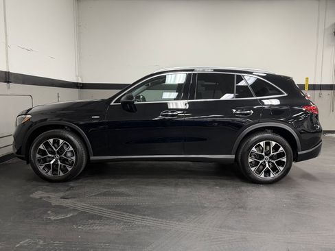 Certified 2025 Mercedes-Benz GLC 350e GLC 350e image 9