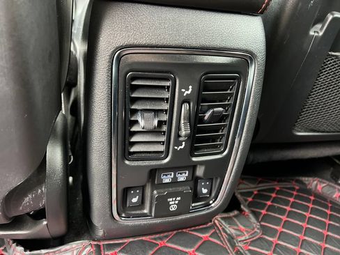 Used 2020 Jeep Grand Cherokee Trailhawk AWD/4WD image 21