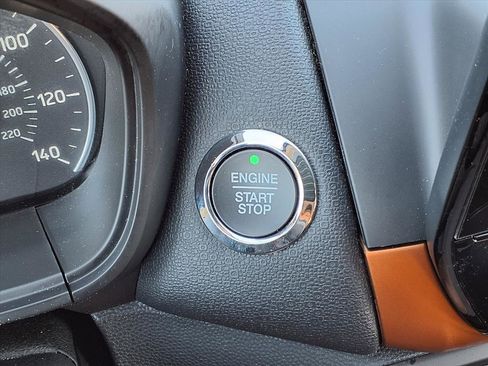 Used 2021 Ford EcoSport SE w/ SE Appearance Package image 14