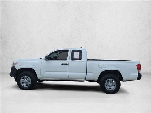 Certified 2019 Toyota Tacoma SR RWD image 9