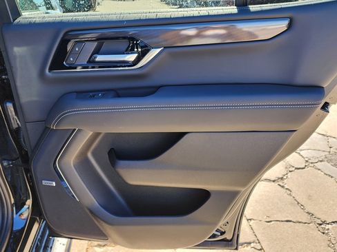 New 2026 GMC Yukon Elevation image 43