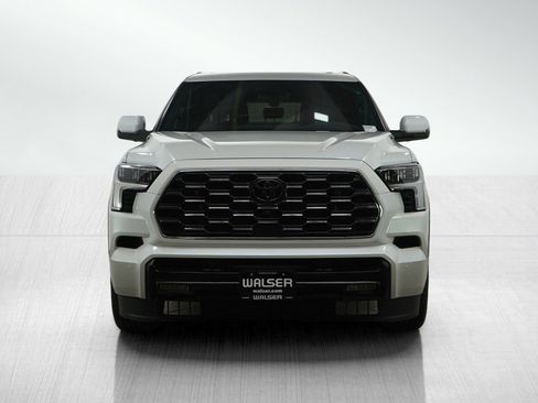 Used 2025 Toyota Sequoia Platinum image 8