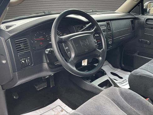 Used 2004 Dodge Dakota 4x4 Club Cab w/ Tire & Handling Group image 16