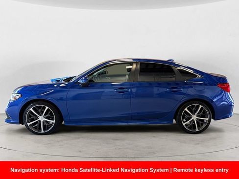 Used 2024 Honda Civic Touring image 2