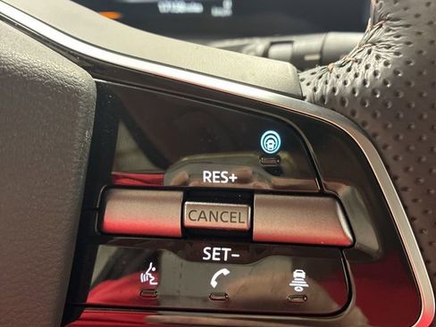 Used 2023 Nissan Ariya FWD image 15