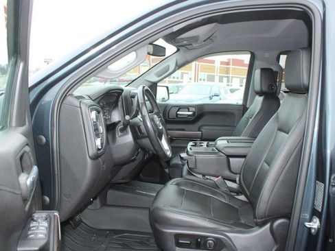 Used 2019 GMC Sierra 1500 SLT w/ X31 Off-Road Package image 9