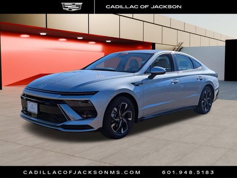 Used 2025 Hyundai Sonata SEL image 1