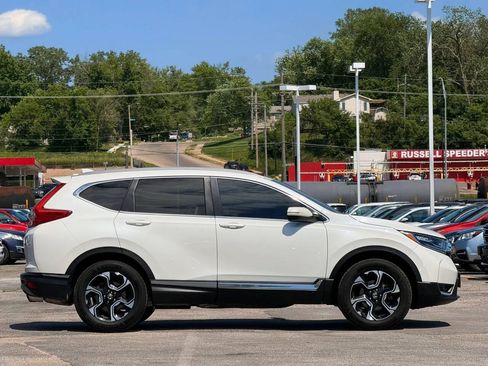 Used 2018 Honda CR-V Touring image 6