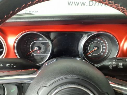 Used 2022 Jeep Wrangler Unlimited Rubicon AWD/4WD image 18