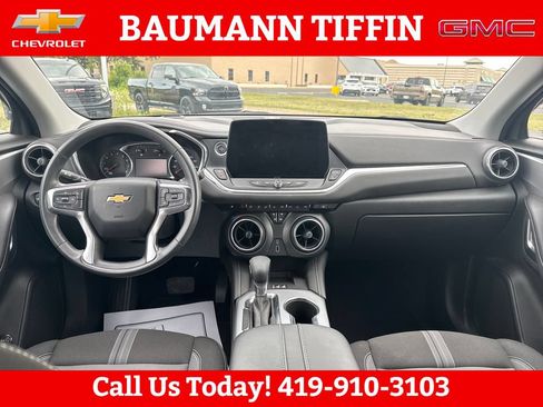 Used 2024 Chevrolet Blazer LT w/ Convenience Package FWD image 21