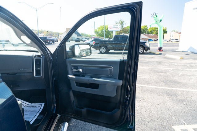 Used 2016 RAM 1500 Big Horn RWD image 16