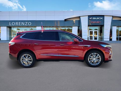 Used 2022 Buick Enclave Premium w/ Experience Buick Package image 4