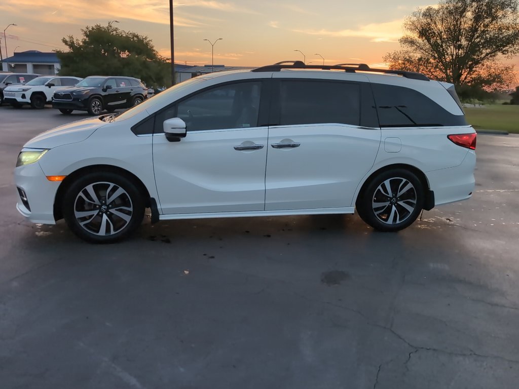 Used 2019 Honda Odyssey Elite image 2