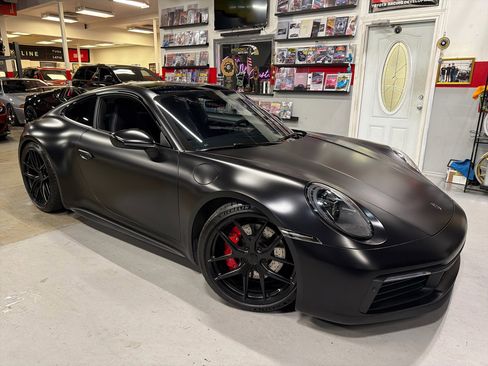 Used 2020 Porsche 911 Carrera 4S image 25