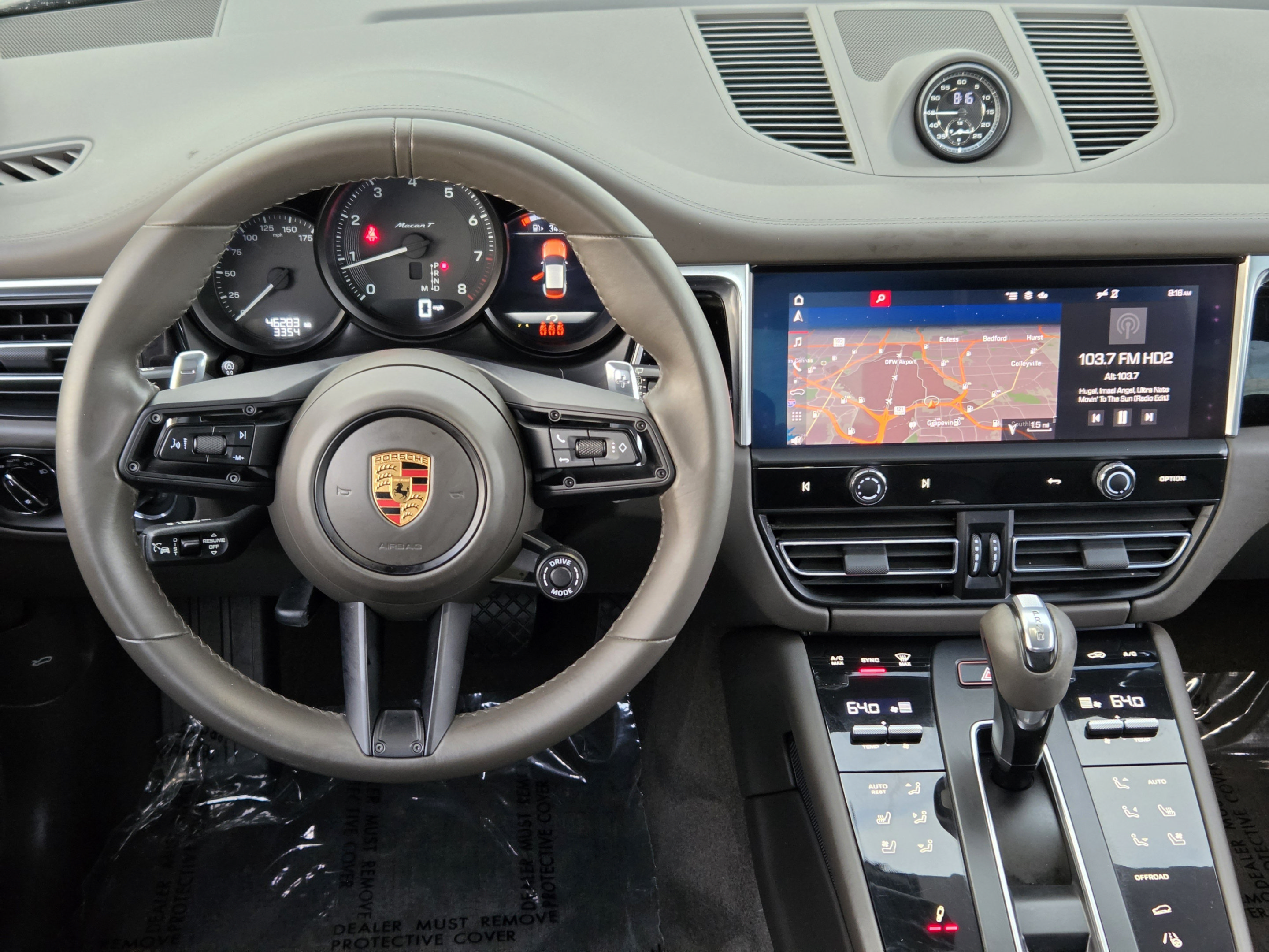 Used 2023 Porsche Macan Turbo AWD/4WD image 22