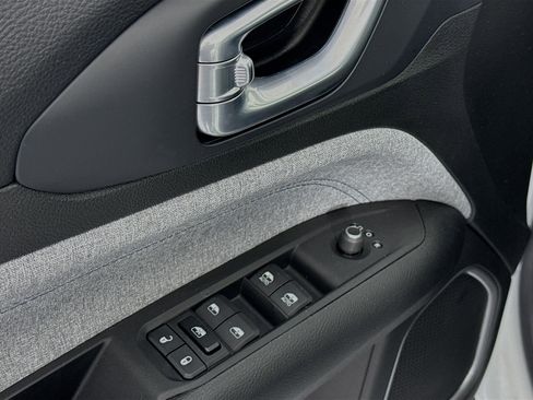 Used 2022 Jeep Compass Latitude w/ Convenience Group image 17