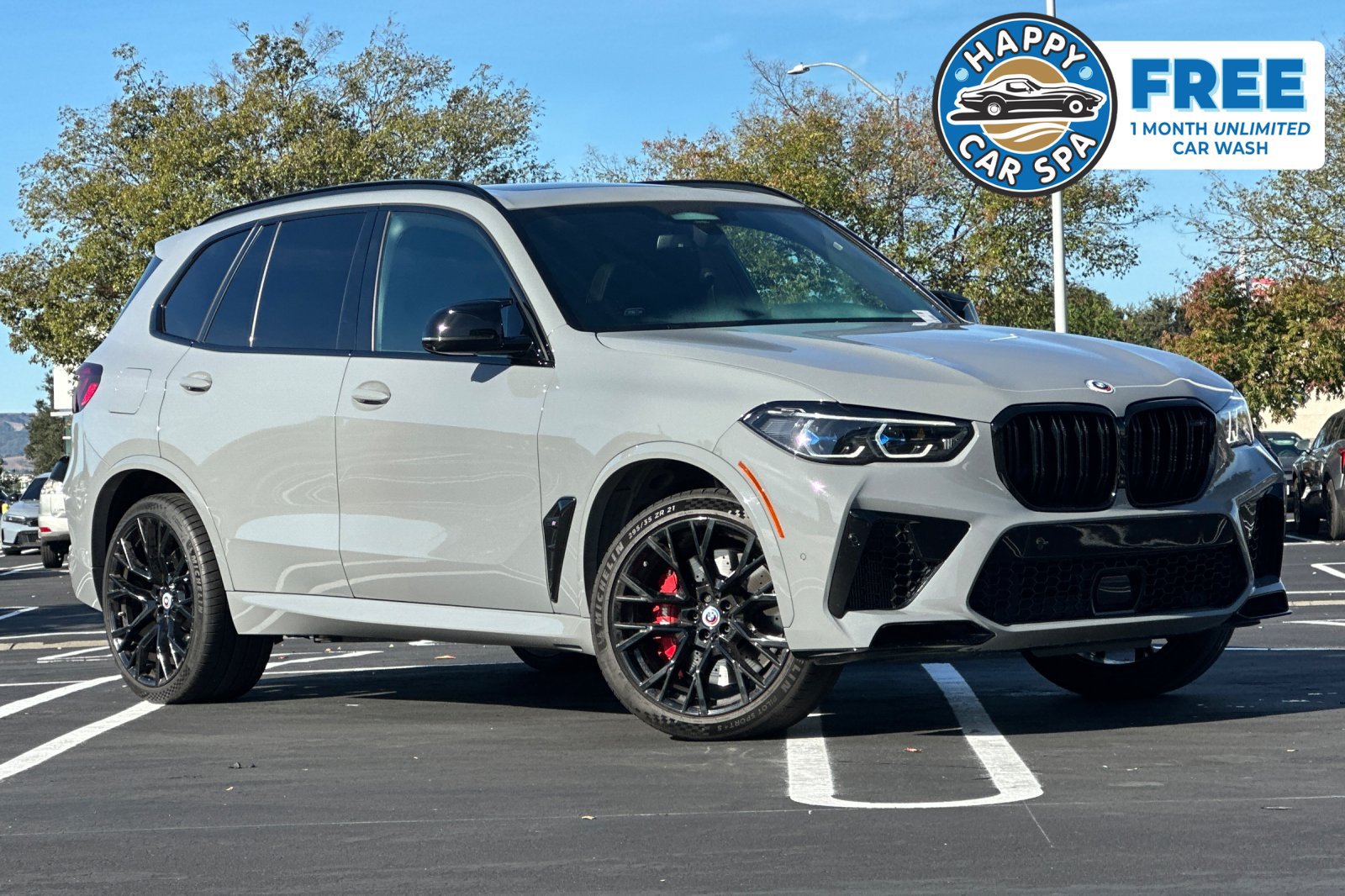 Used 2022 BMW X5 M w/ Competition Package 2 AWD/4WD image 1