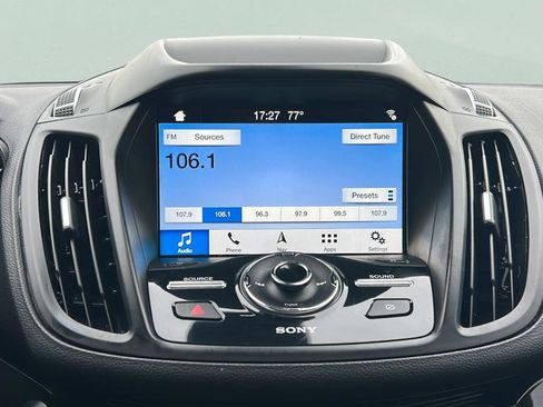 Used 2019 Ford Escape Titanium image 20