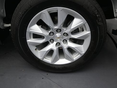 Used 2024 Chevrolet Silverado 1500 Custom RWD image 10